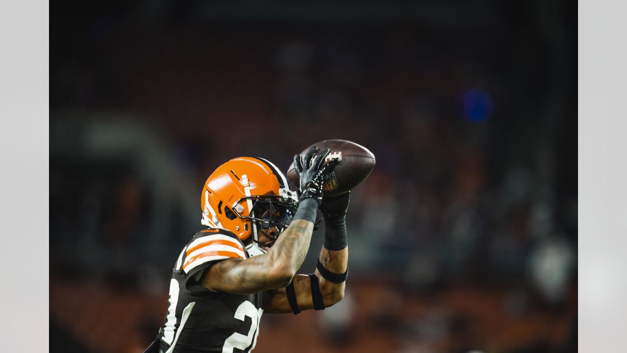 Cleveland Browns Morning News 8/31: New Cornerbacks, Practice