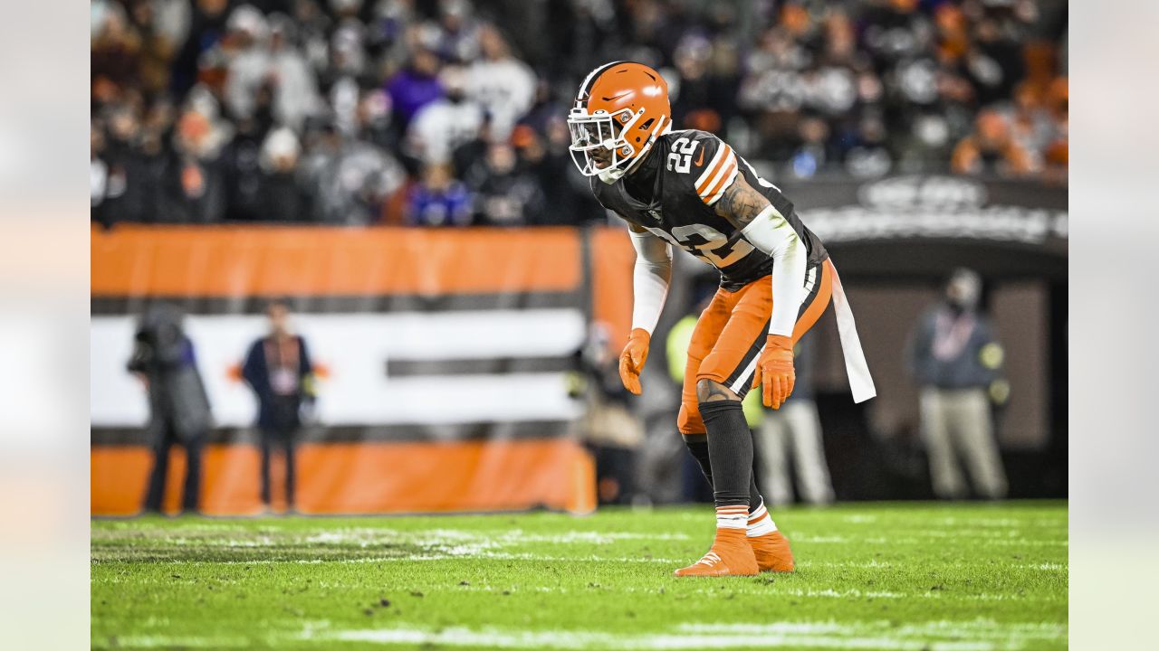 NFL: Baltimore Ravens beat Browns with field goal in dying seconds in Monday  Night Football classic