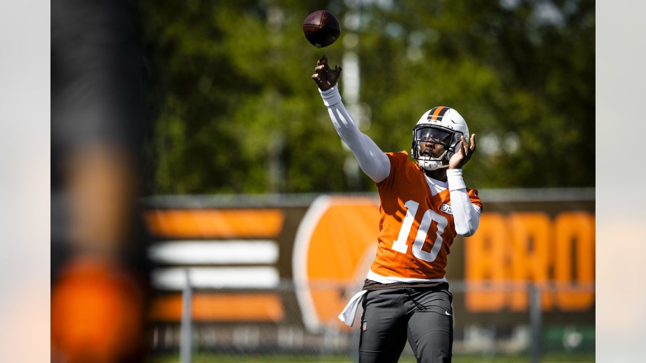 Cleveland Browns: Time To Get Creative In The Passing Game