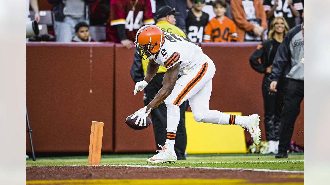 Browns ride strong 2nd half to 24-10 win over Commanders