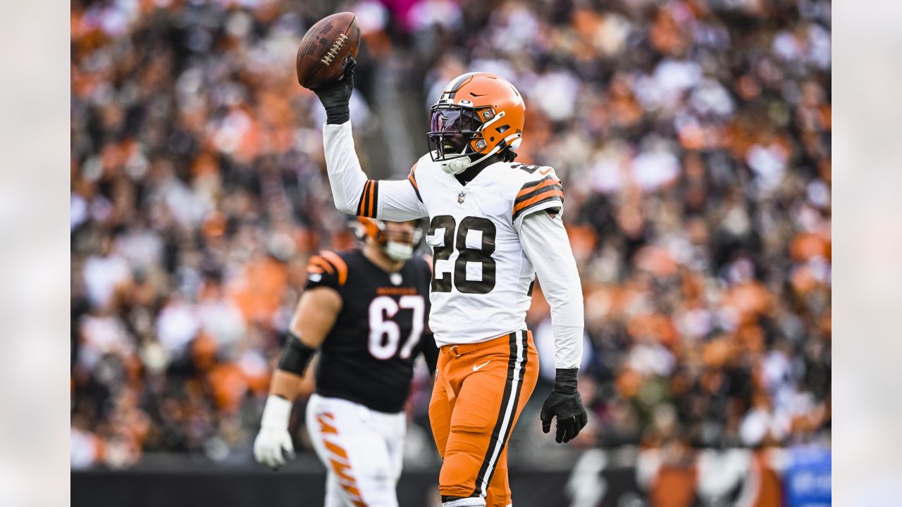 Photos: Week 14 - Browns at Bengals Game Action