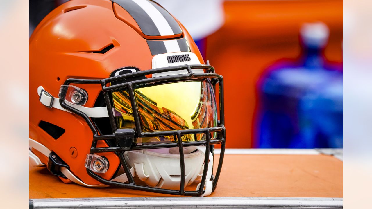 Photos: Week 3 - Titans at Browns Pregame