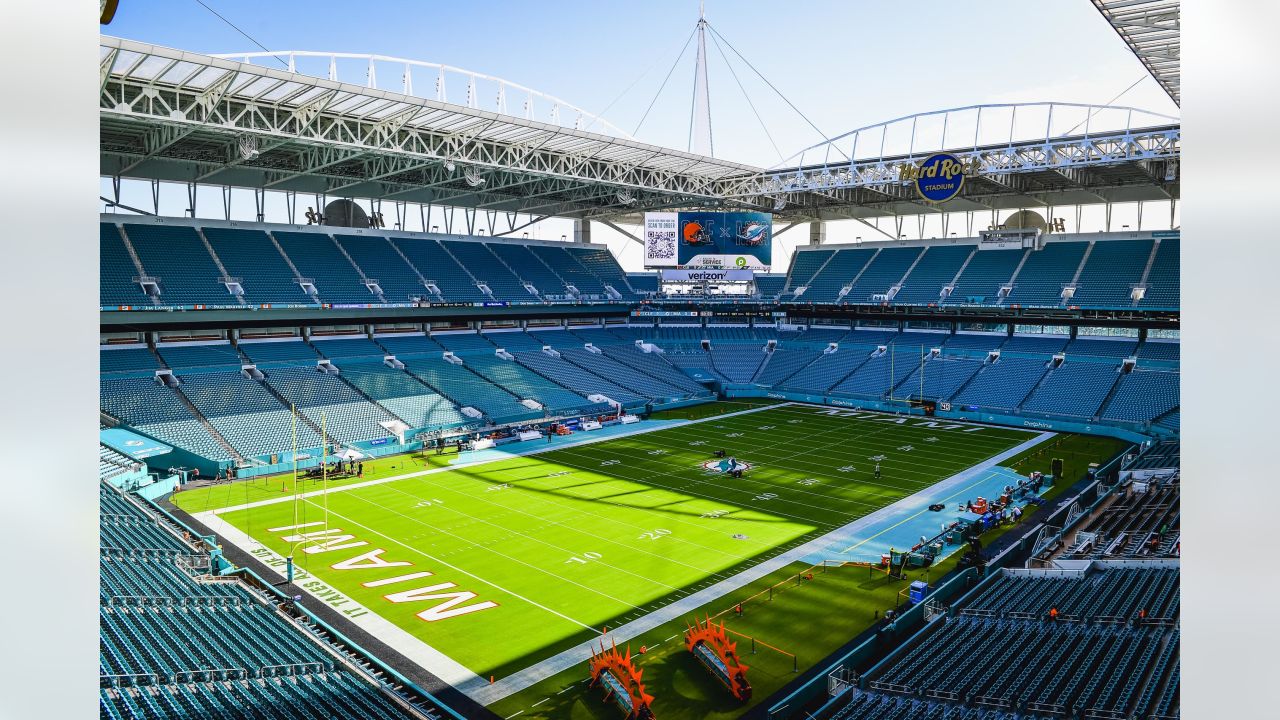 BROWNS VS. DOLPHINS - Hard Rock Stadium