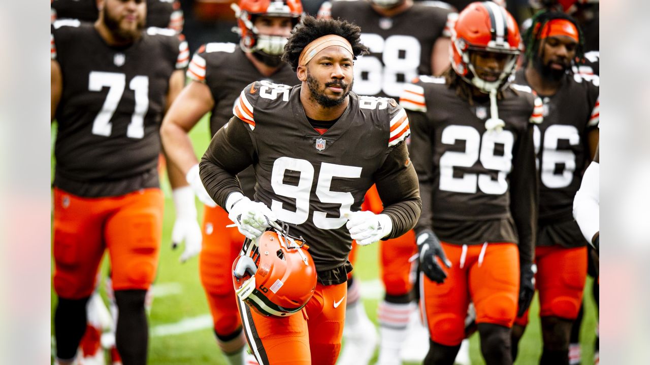 NFL - A spooky matchup in the AFC North. The Pittsburgh Steelers take on  the Cleveland Browns on Halloween. 