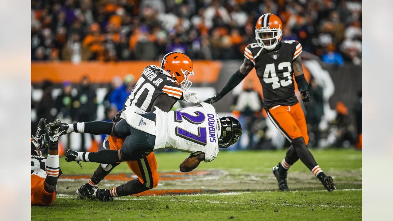 Browns grind out Week 15 win over Ravens