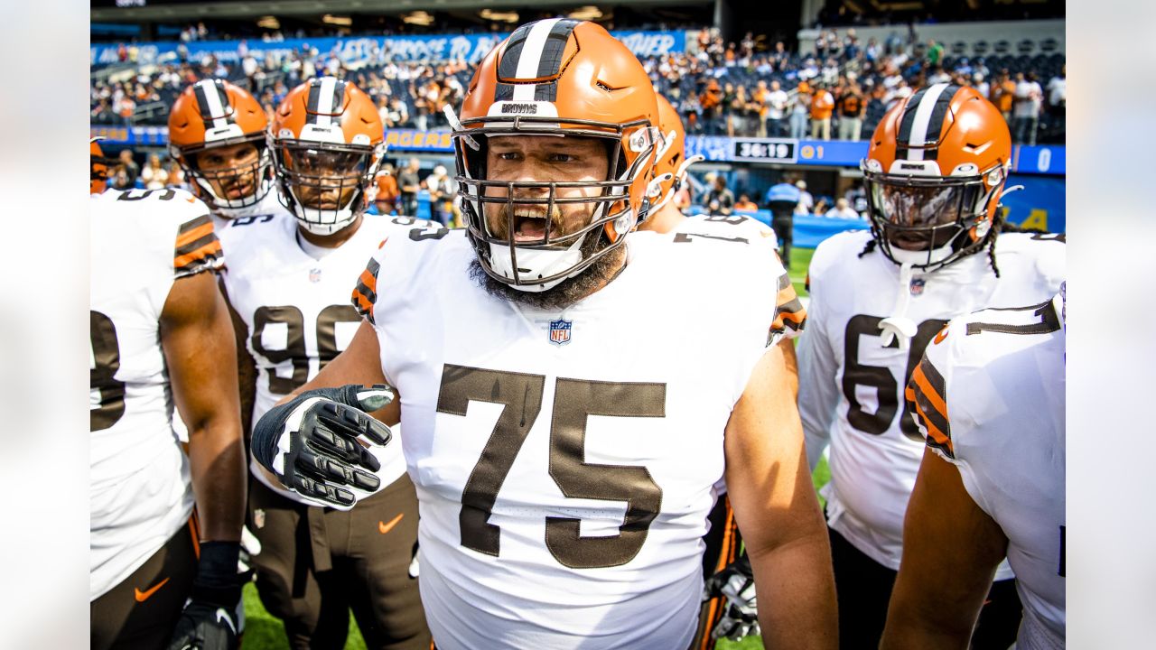 Cleveland Browns sign guard Joel Bitonio to 3-year, $48 million extension  through 2025, NFL News, Rankings and Statistics