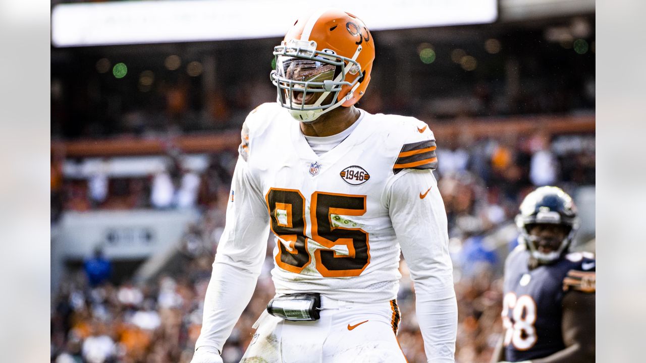 Cleveland Browns' Myles Garrett, Chase McLaughlin make history in win