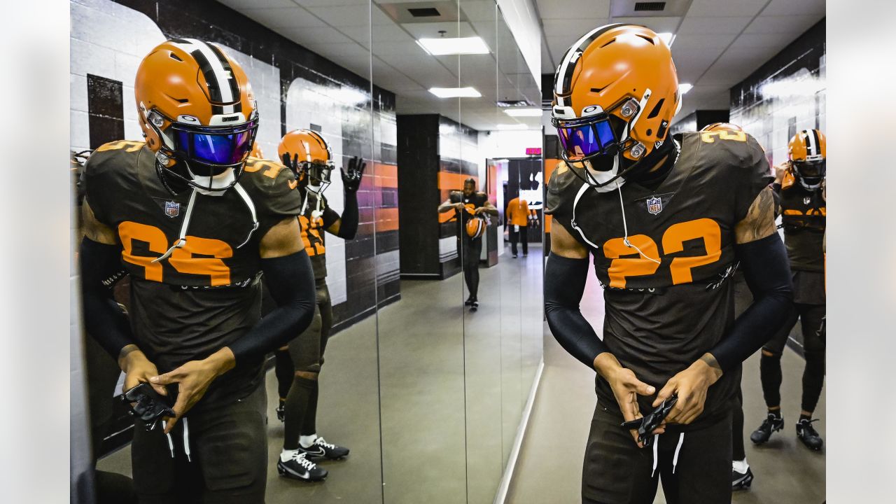 Photos: Week 5 - Chargers at Browns Pregame