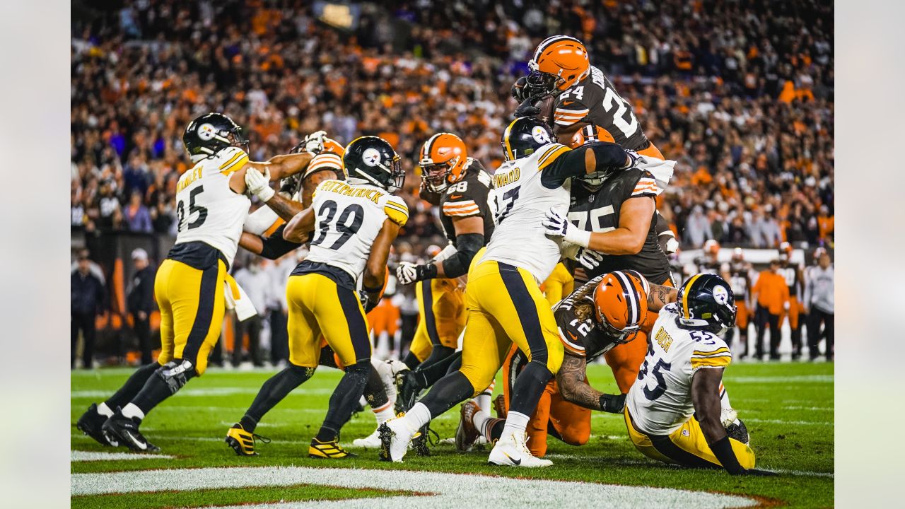 Beating Browns starts with minimizing 'Mr. Chubb,' Steelers conclude –  News-Herald
