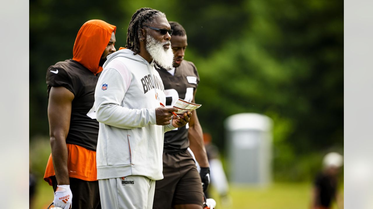 Browns' Anthony Walker progressing well from 2022 leg injury – News-Herald