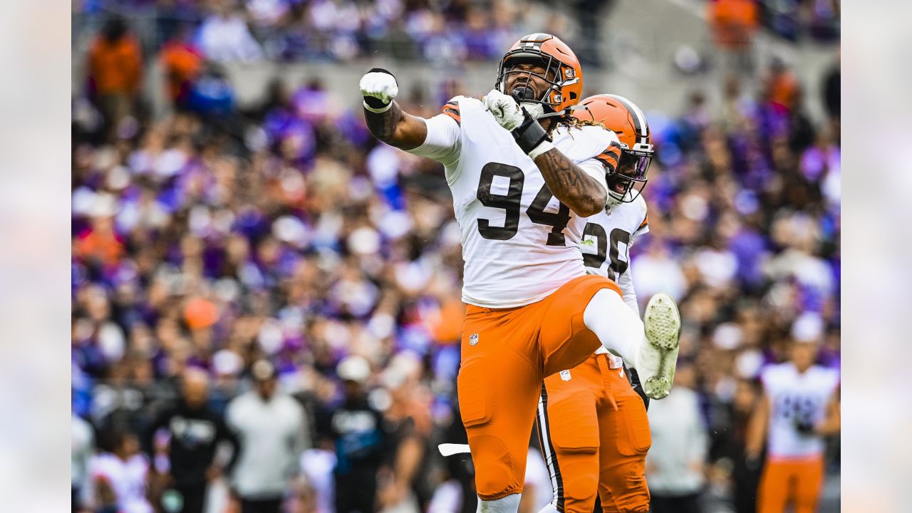 Browns drop 4th-straight game in loss to Ravens