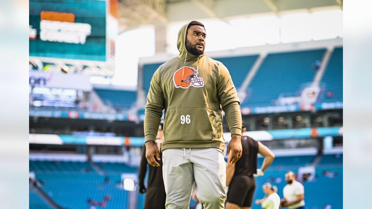 Photos: Week 10 - Browns at Dolphins Pregame