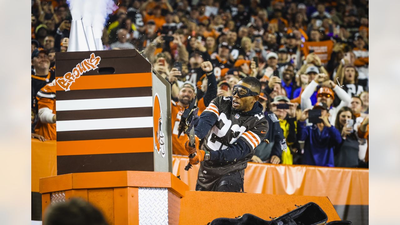 Browns fans speak to 3News about violent incidents at NFL games