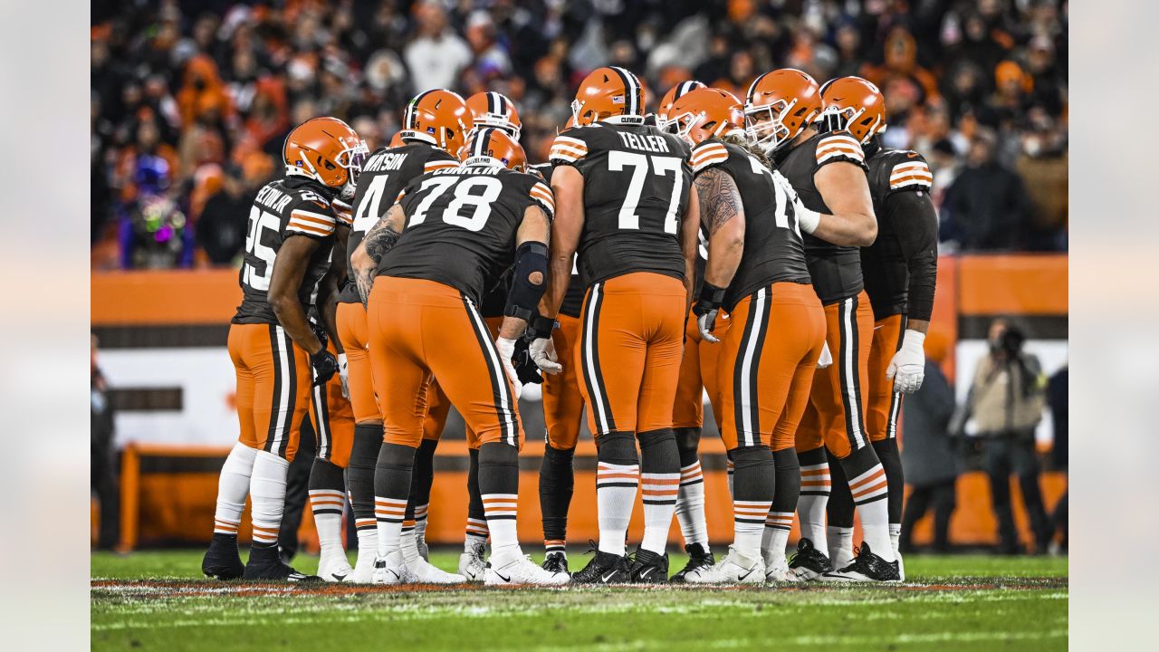 CLEVELAND, OH - DECEMBER 17: Cleveland Browns safety Grant Delpit (22)  leaves the field following the National Football League game between the  Baltimore Ravens and Cleveland Browns on December 17, 2022, at