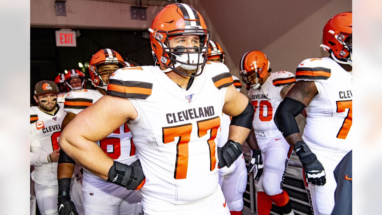 Browns' Wyatt Teller signs his four-year extension worth $14.2 million a  year, making him the NFL's 2nd-highest paid guard 