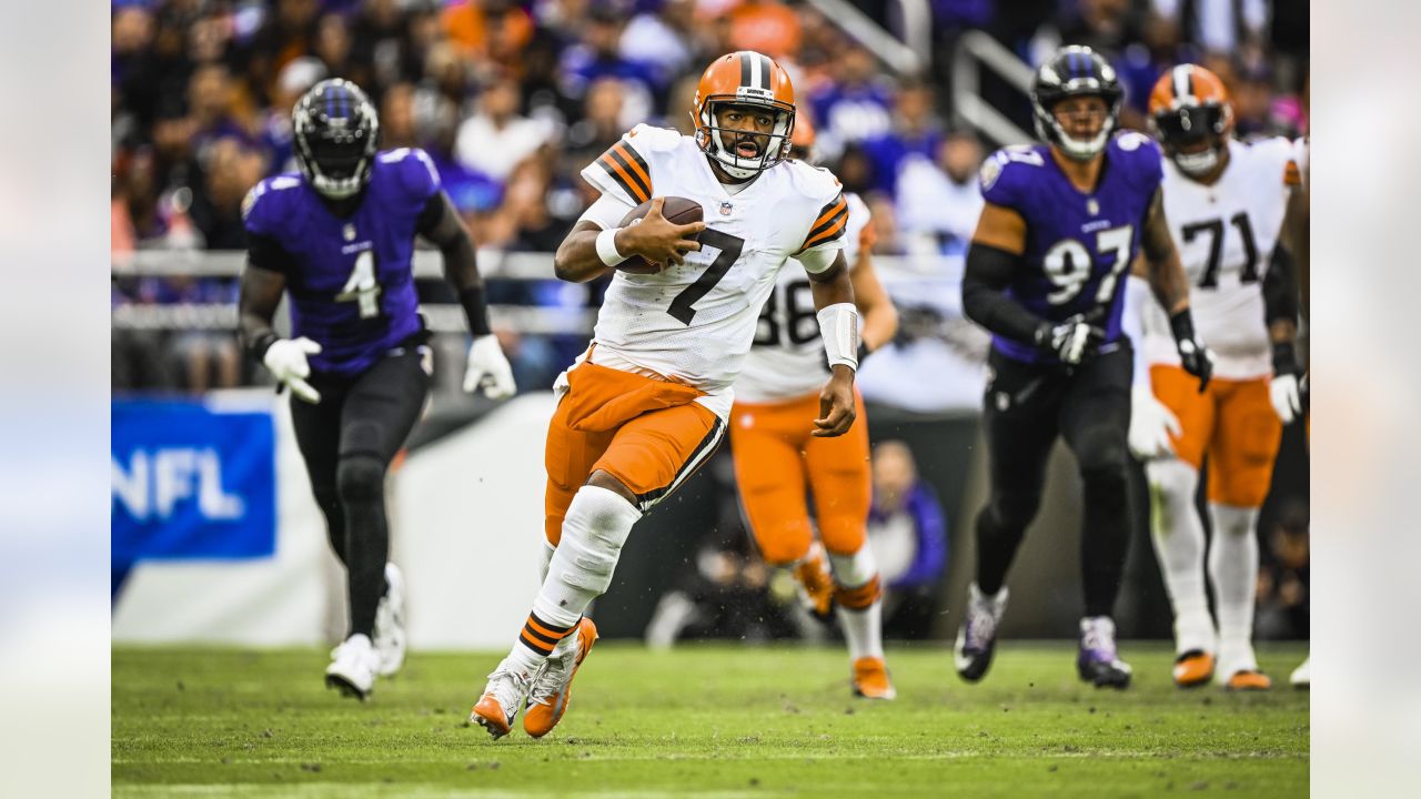 Browns drop 4th-straight game in loss to Ravens