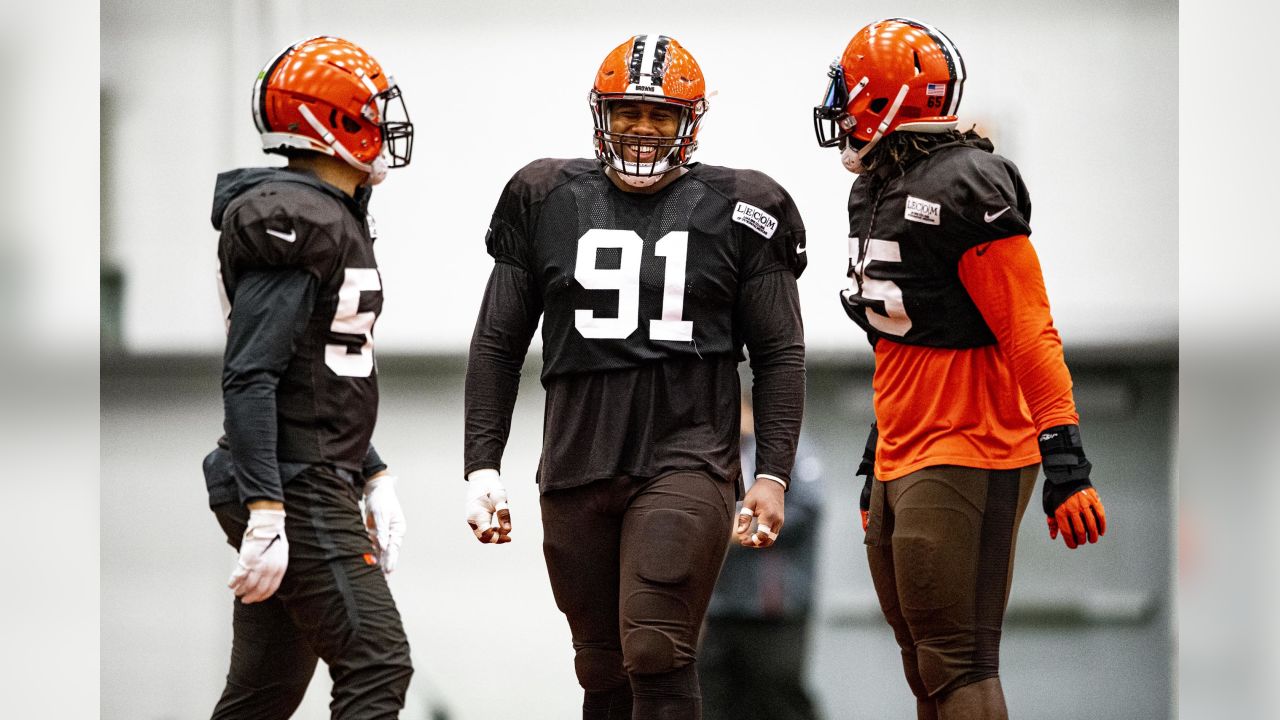 Browns, Steelers first injury report for Week 18 has 15 DNPs - Dawgs By  Nature