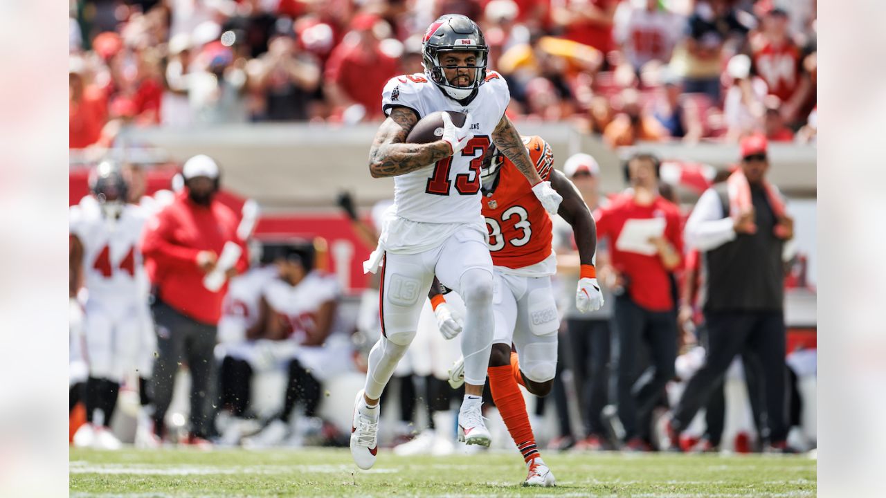 Tampa Bay Buccaneers Chase Edmonds to IR?, Mike Evans Record-Setting Pace, Todd Bowles Presser