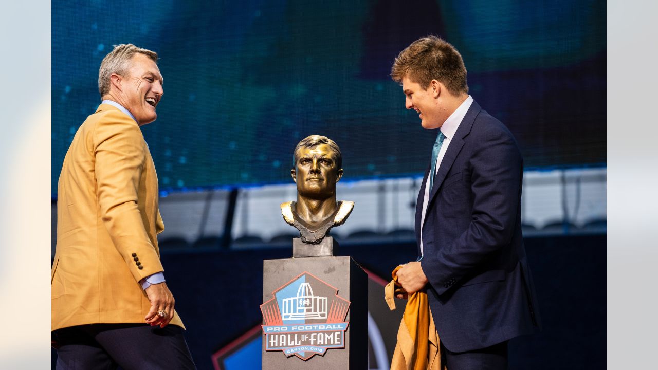 Class of 2021 Hall of Fame 'Knocks' - John Lynch 