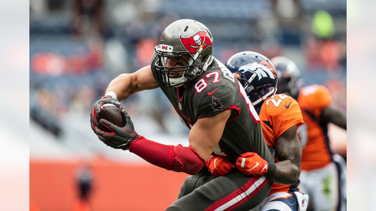 Rob Gronkowski Receives Bucs' No. 87 Jersey, Jordan Leggett Switches to No.  81, News, Scores, Highlights, Stats, and Rumors