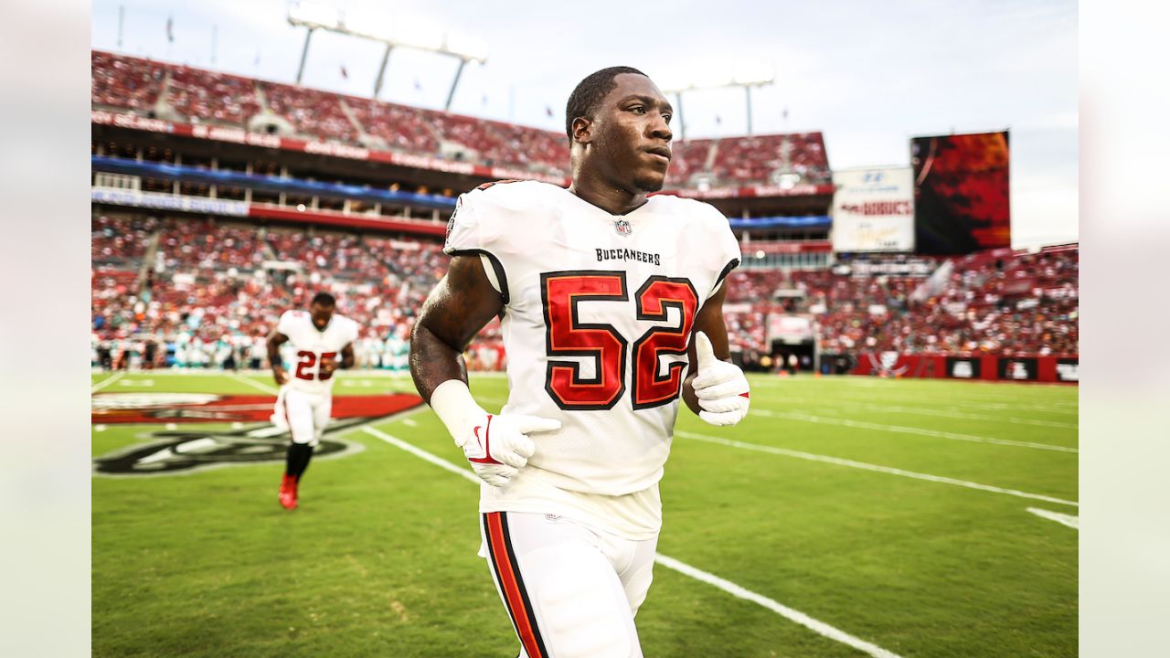 Tampa Bay Buccaneers wide receiver Jaelon Darden (1) runs his route during  an NFL football game against the Miami Dolphins, Saturday, Aug. 13, 2022 in  Tampa, Fla. The Dolphins defeat the Buccaneers