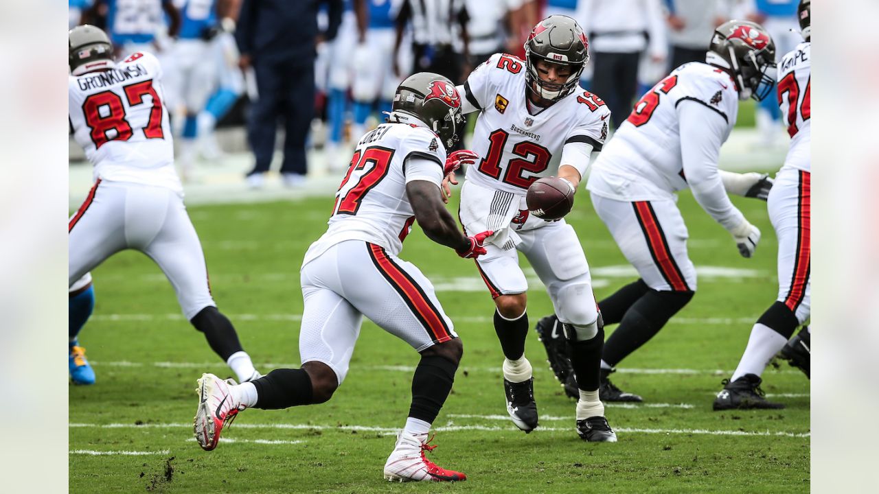 Buccaneers Win in Shootout, Beat Chargers 38-31 - Bucs Report