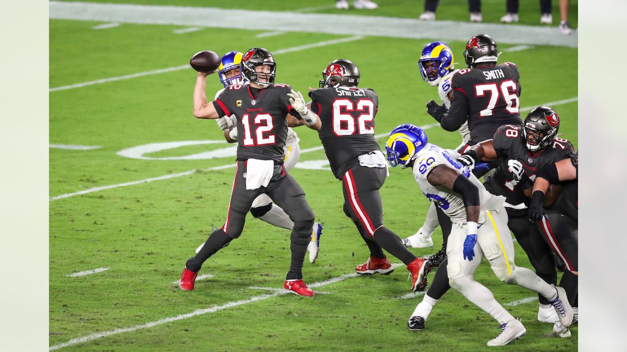 Buccaneers vs. Rams score: Los Angeles survives epic meltdown