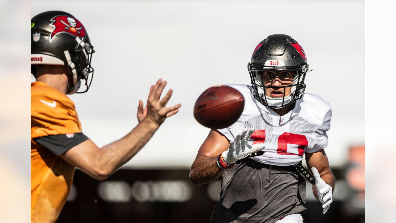 Tampa Bay Buccaneers Training Camp: Receiver & Tight End - Mike