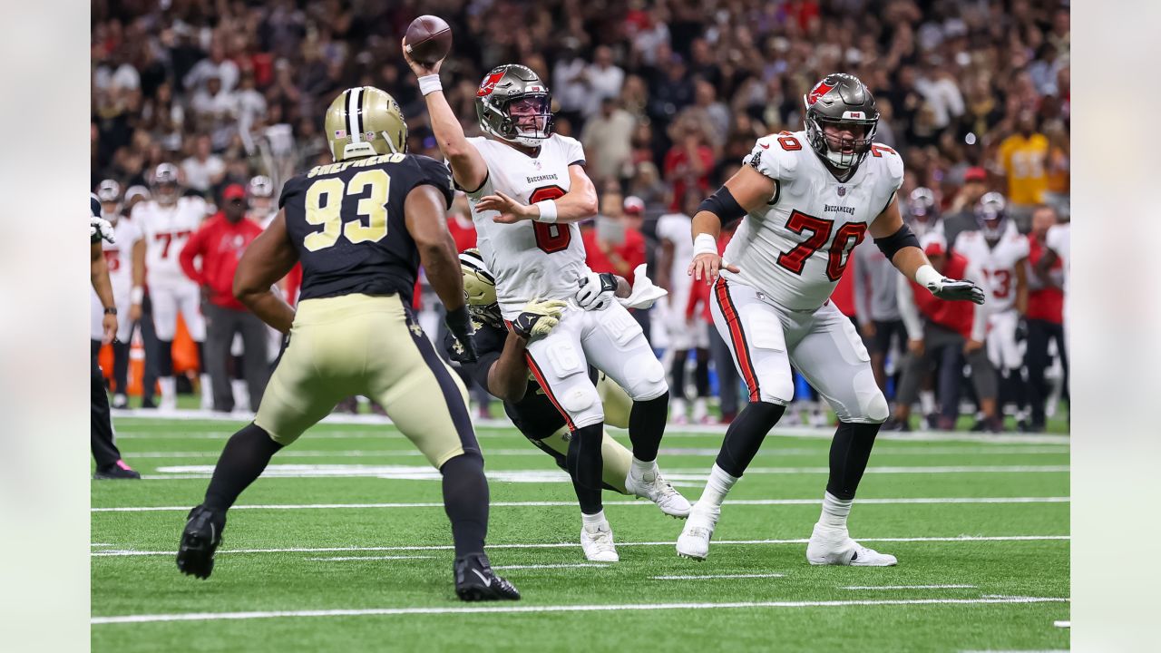 Buccaneers Defeat Saints 26-9 in Week 4