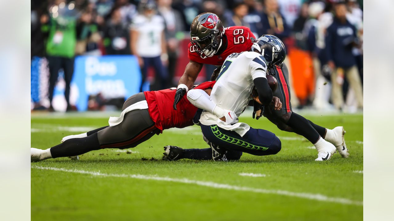 Best Photos From Seahawks vs. Bucs in Germany