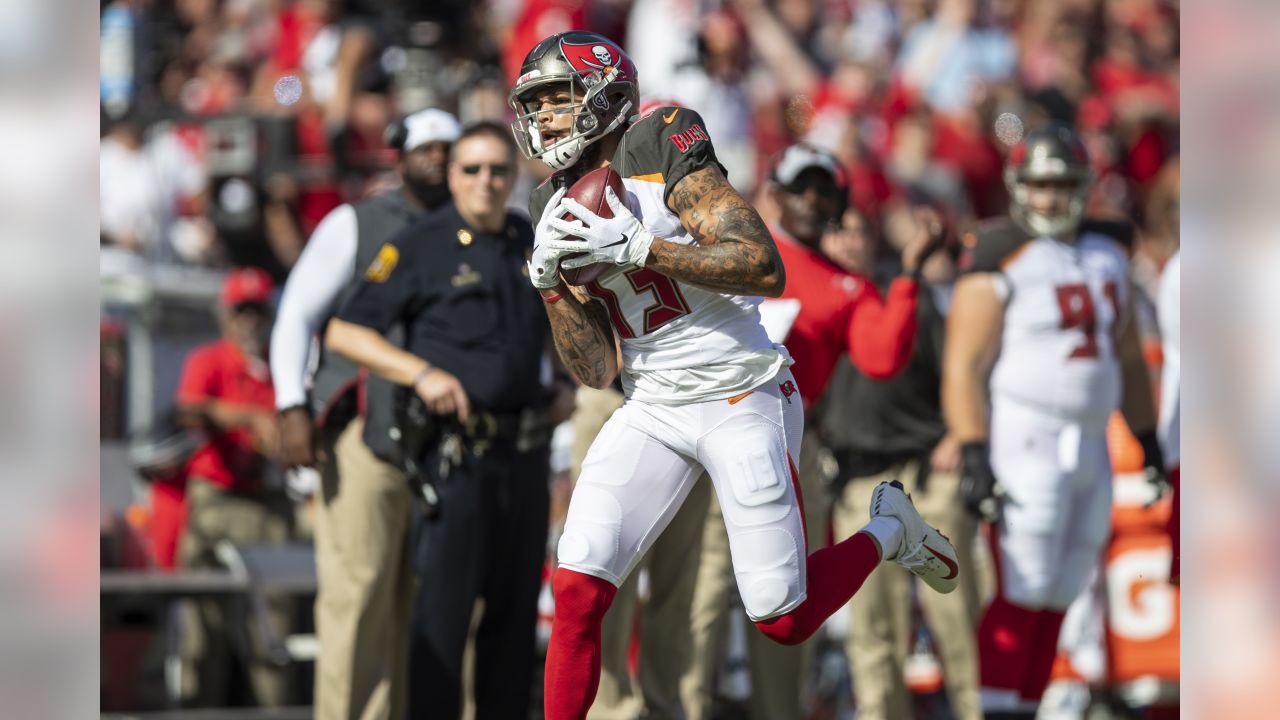 Bucs defensive line puts together its best collective game in 27-9 win over  49ers