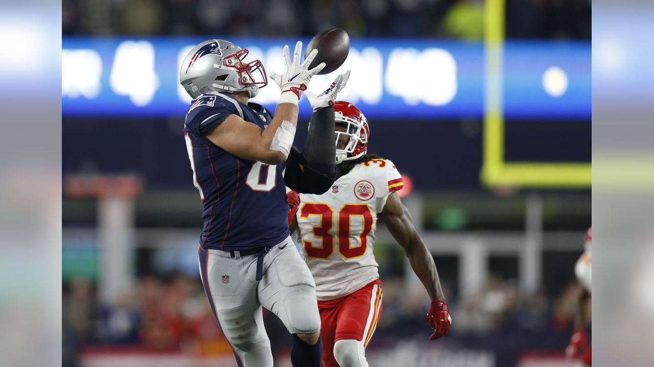 Tampa Bay Buccaneers tight end O.J. Howard (80) spikes the ball after  scoring a touchdown during the second half of an NFL football game against  the Buffalo Bills, Sunday, Oct. 22, 2017