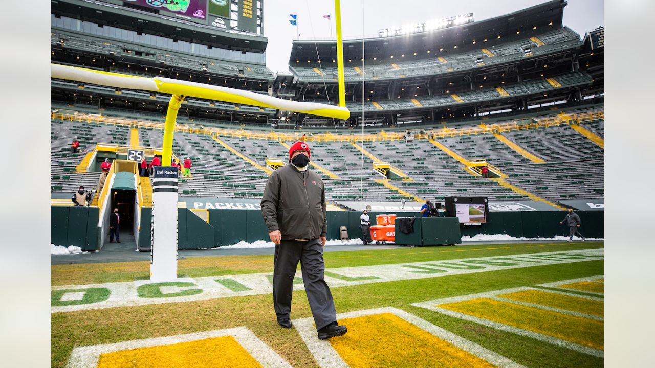 Green Bay, United States. 24th Jan, 2021. With trophy in hand Tampa Bay  Buccaneers head coach Bruce Arians speaks during the NFC Championship  celebration at Lambeau Field in Green Bay, Wisconsin on