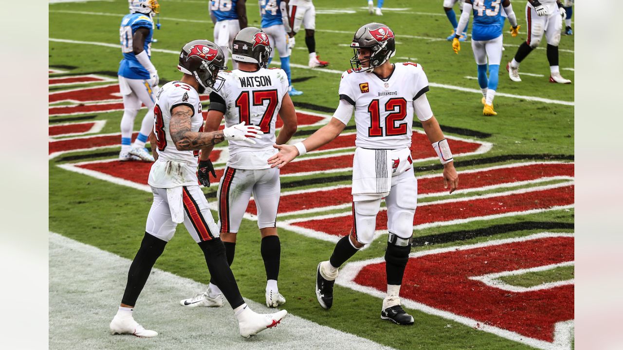 Notes and stats from the Bucs 38-31 win over the Chargers - Bucs