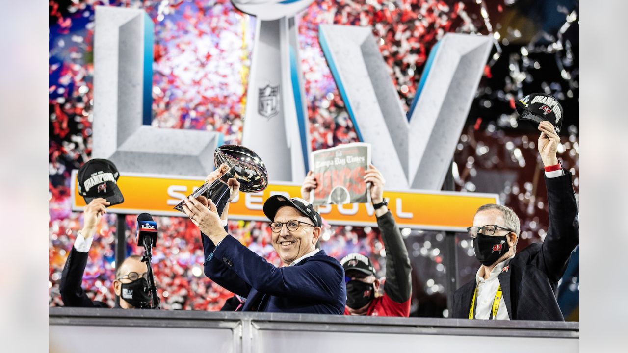 Super Bowl LV ticket prices drop as Chiefs-Bucs game draws near