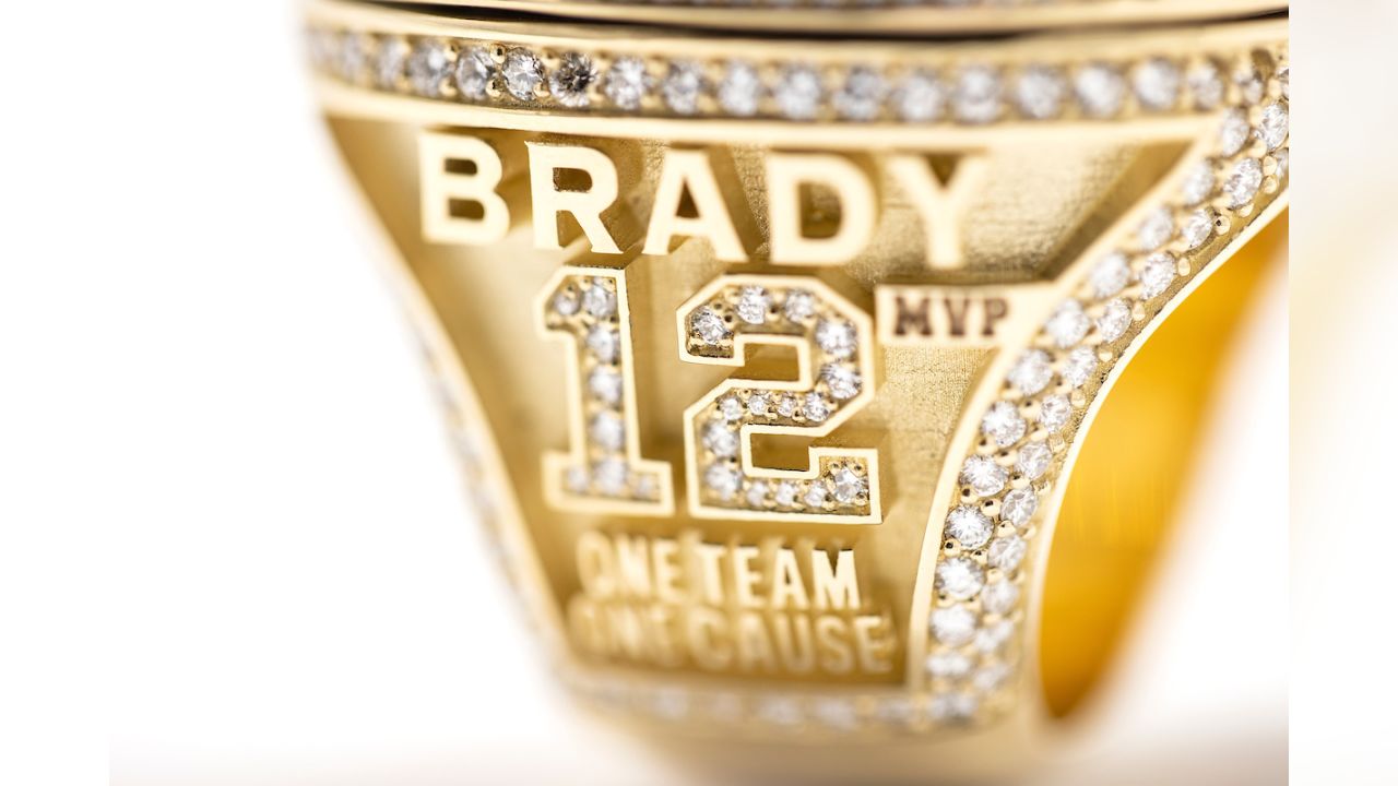 Buccaneers unveil Super Bowl LV rings