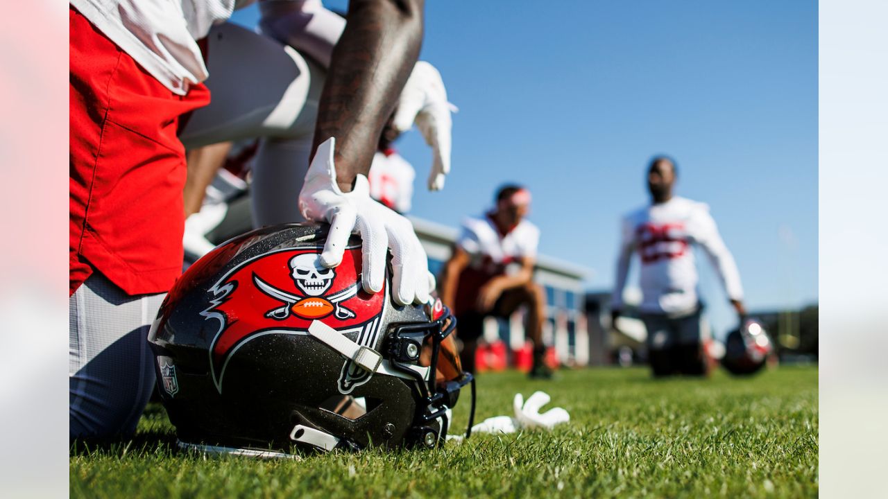 Tampa Bay Buccaneers on X: Tomorrow ⬇️ ⏰: 9:30 a.m. ET 