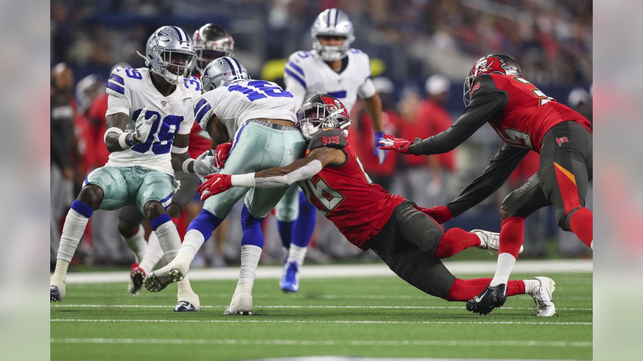 Bucs: Sean Murphy-Bunting suffers gruesome injury against Cowboys