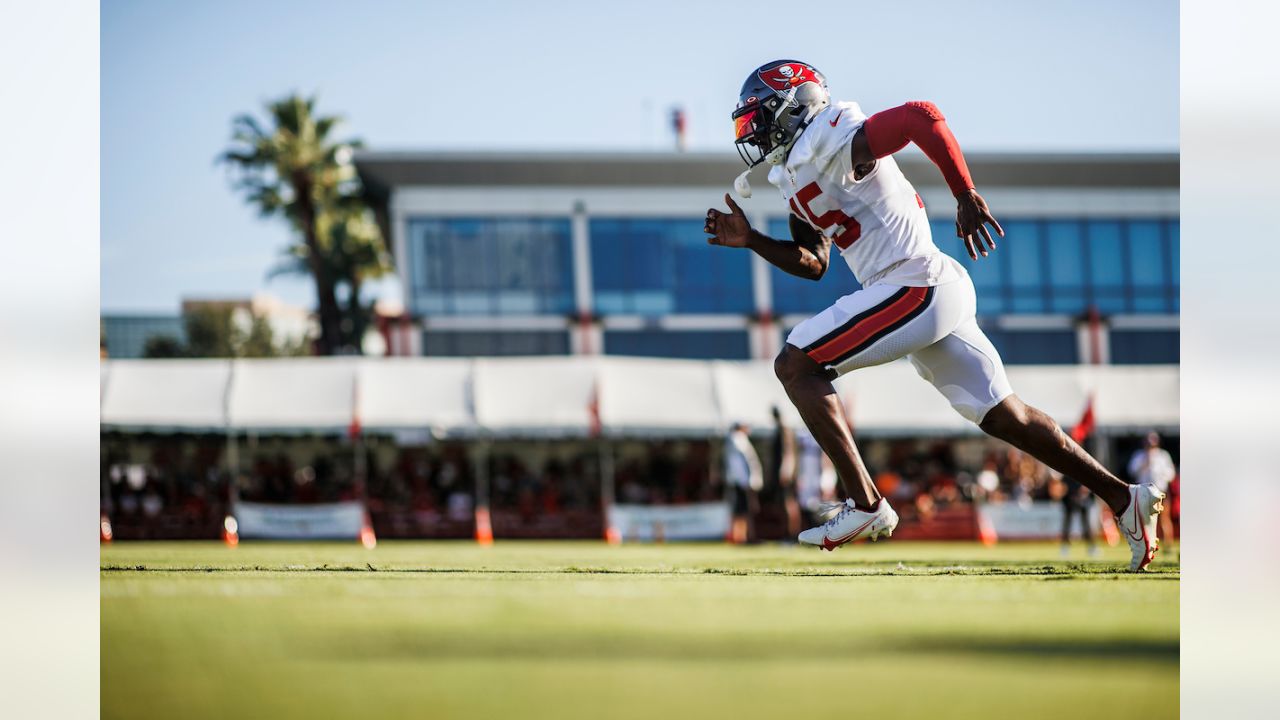 August 5 Training Camp Notes: Buccaneers WR Chris Godwin practices