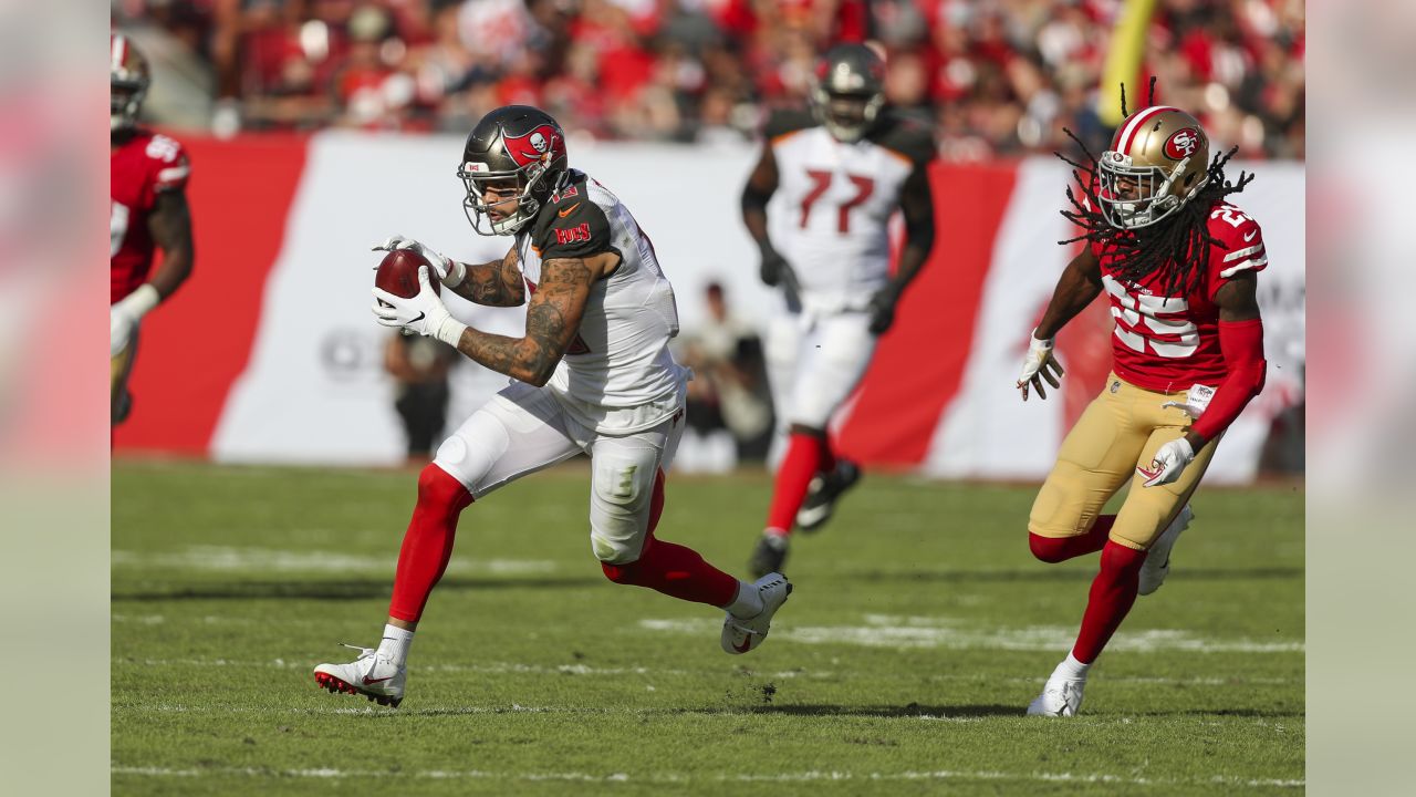 Bucs defensive line puts together its best collective game in 27-9 win over  49ers