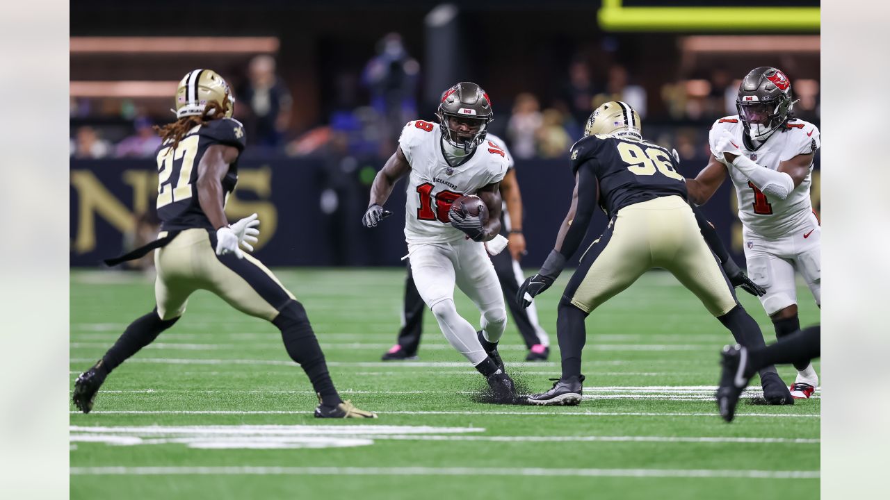 Buccaneers Defeat Saints 26-9 in Week 4