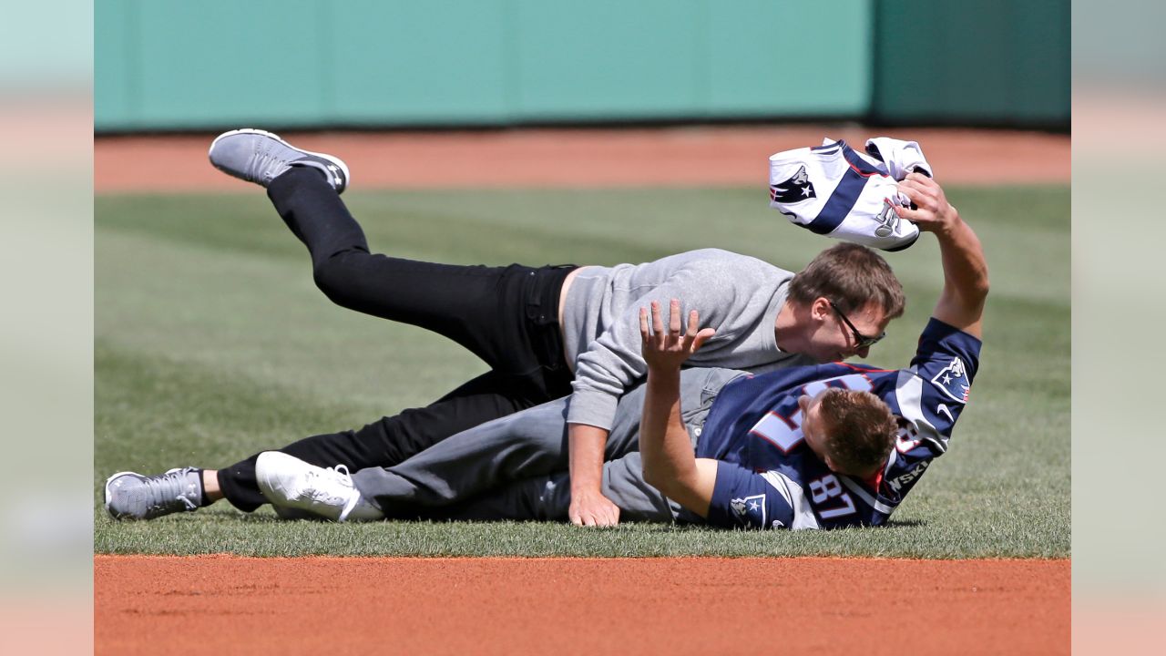 Gronk 'steals' Brady's jersey in pregame ceremony at Fenway - The Boston  Globe