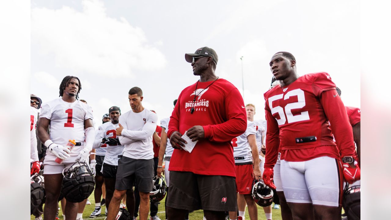 Bucs Camp Recap 7-28: Offense Shines With Evans And Godwin