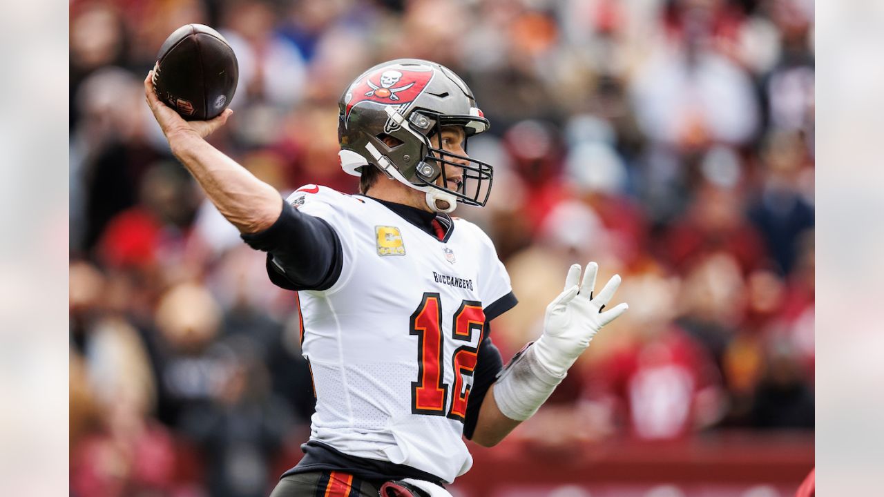 Tampa Bay Buccaneers vs Washington Football Team - November 14, 2021