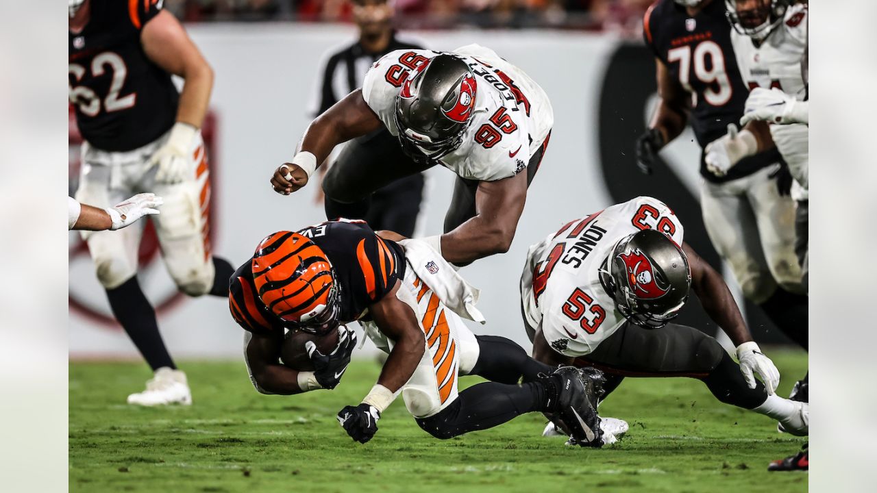 Bengals defense shines in preseason opening win over Buccaneers