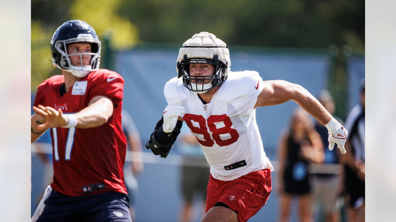 Bucs-Titans practice gets chippy, including dust-up with a Tampa