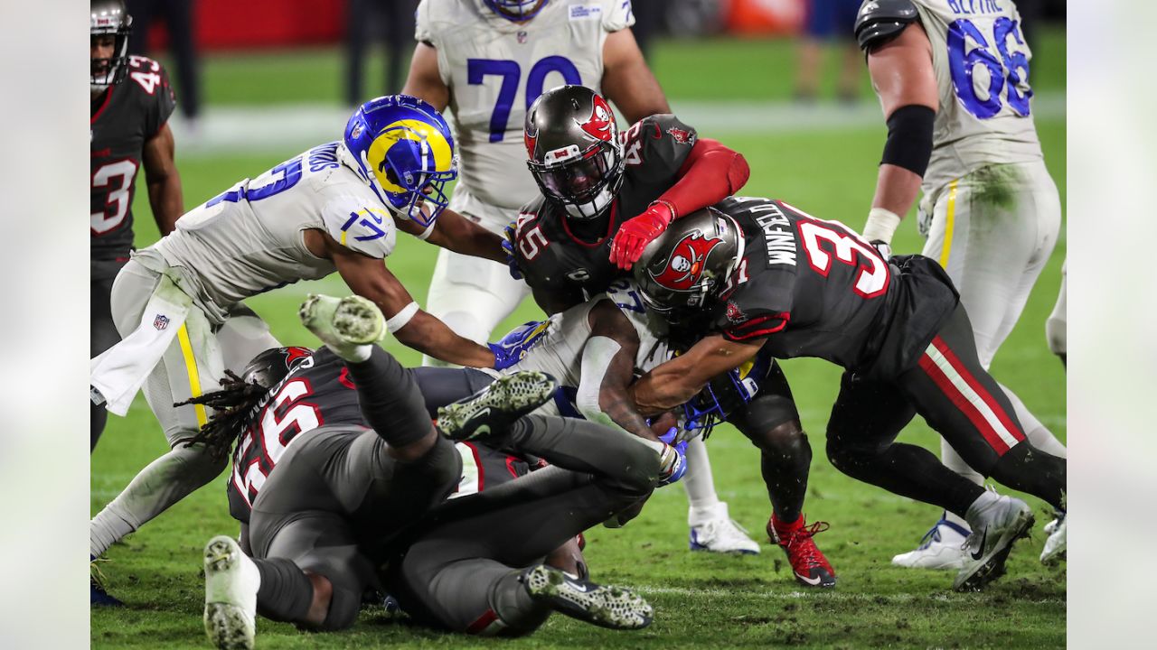 Buccaneers vs. Rams score: Los Angeles survives epic meltdown