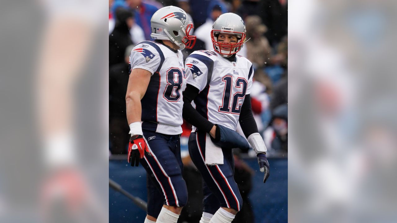 Gronkowski reunites with Tom Brady after Patriots trade TE to Bucs