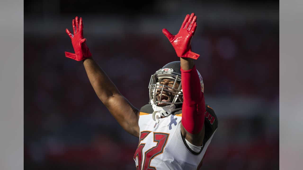 Bucs end four-game losing streak with turnover-free 27-9 win over 49ers