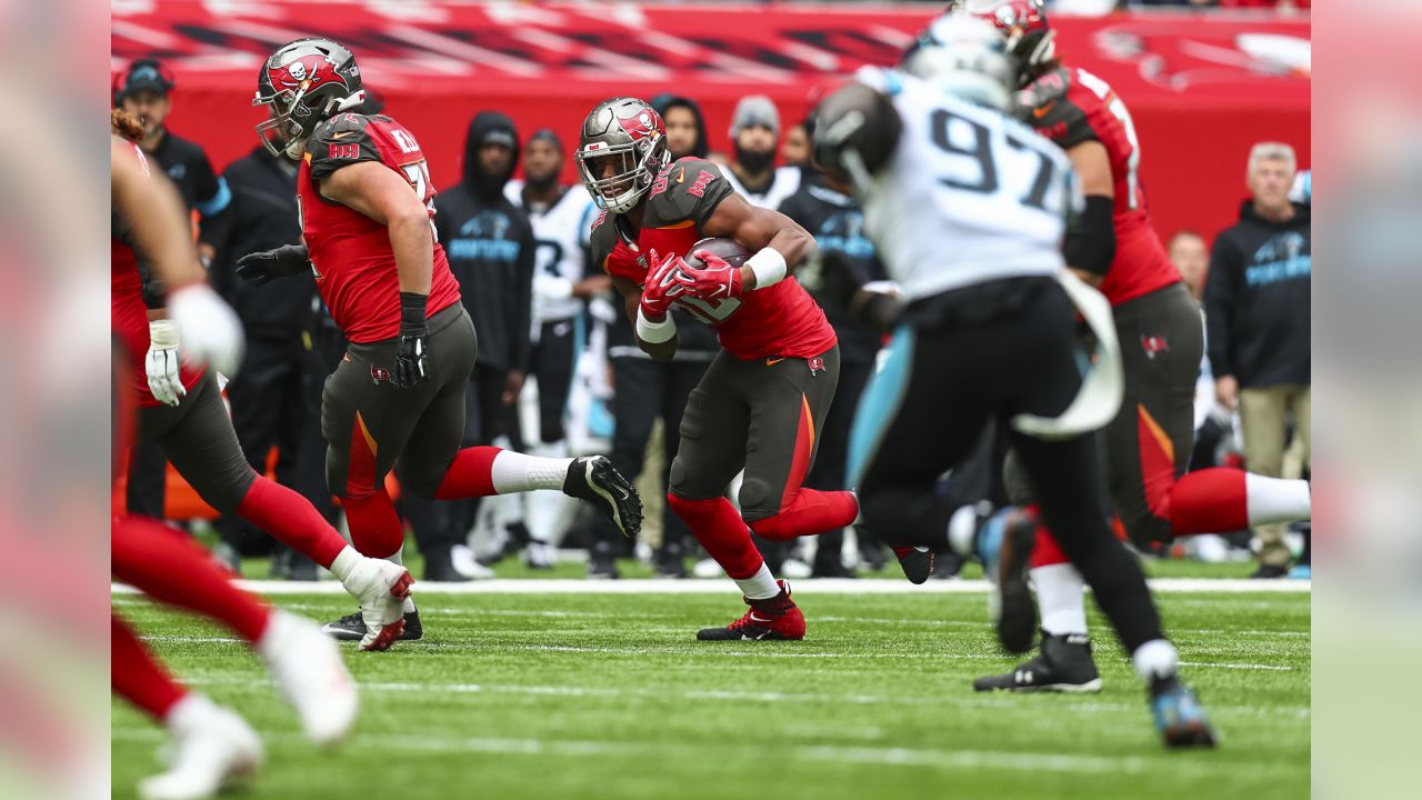 Carolina Panthers 37-26 Tampa Bay Buccaneers: London debut win for Panthers, NFL News